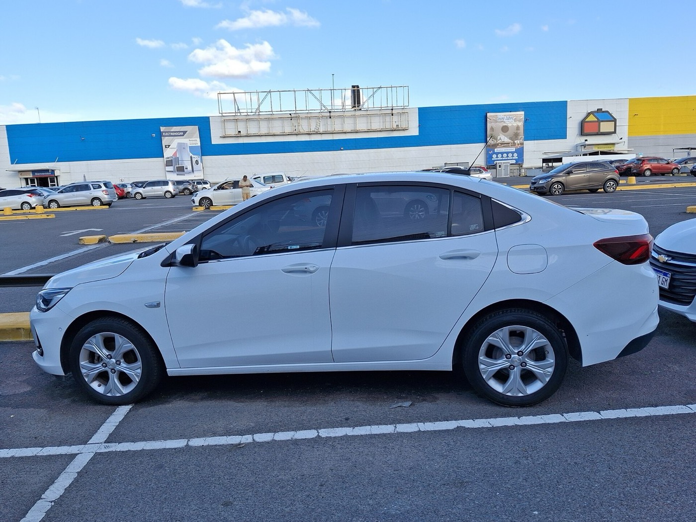 Chevrolet Onix, vista perfil