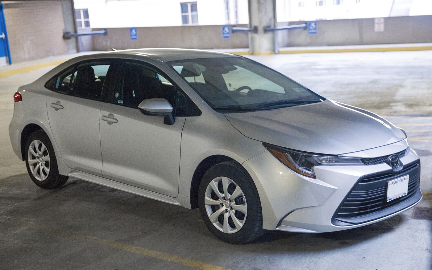 Toyota Corolla, vista 3/4 frontal